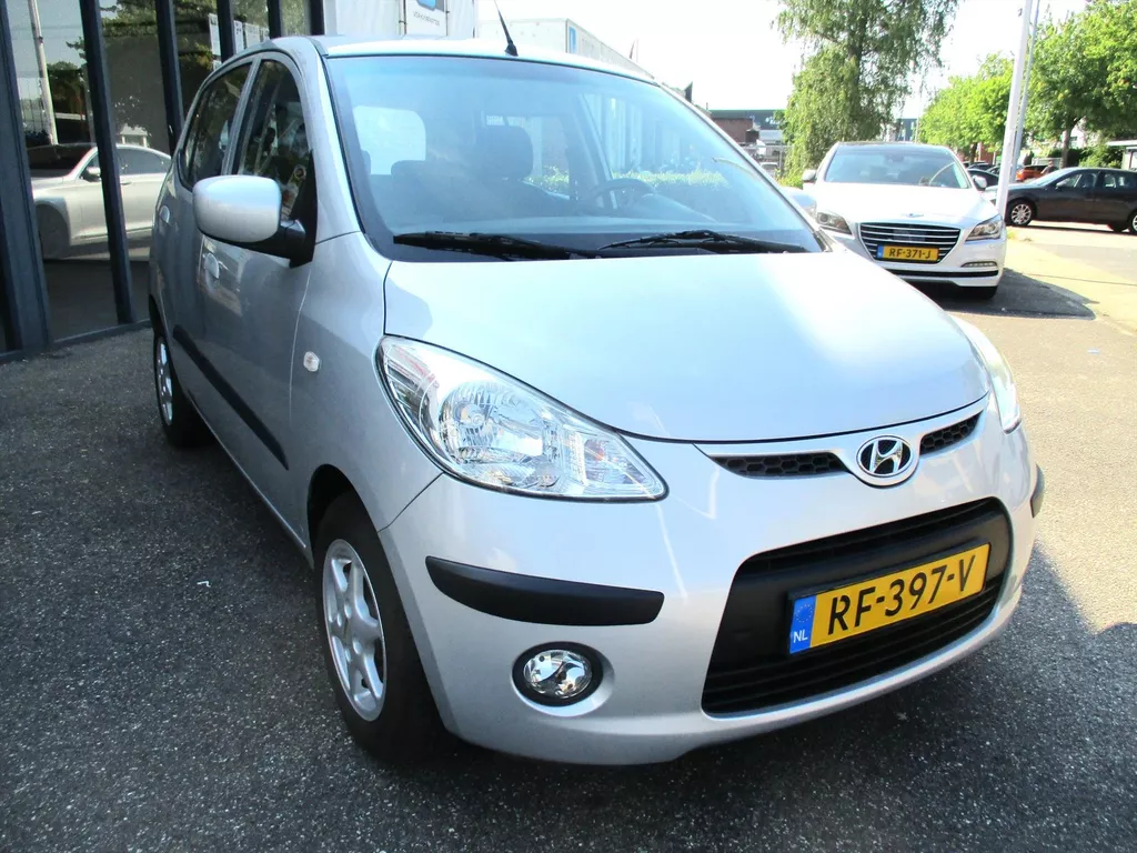 HYUNDAI I 10 1.25 Active Cool +