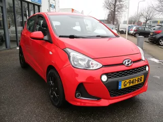 HYUNDAI I10 1.0 Comfort Automaat Navigatie