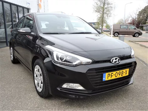 HYUNDAI I 20 1.0 T-GDi Comfort + navigatie + trekhaak